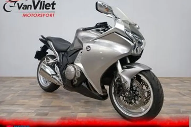 Honda VFR 1200 F (2010)