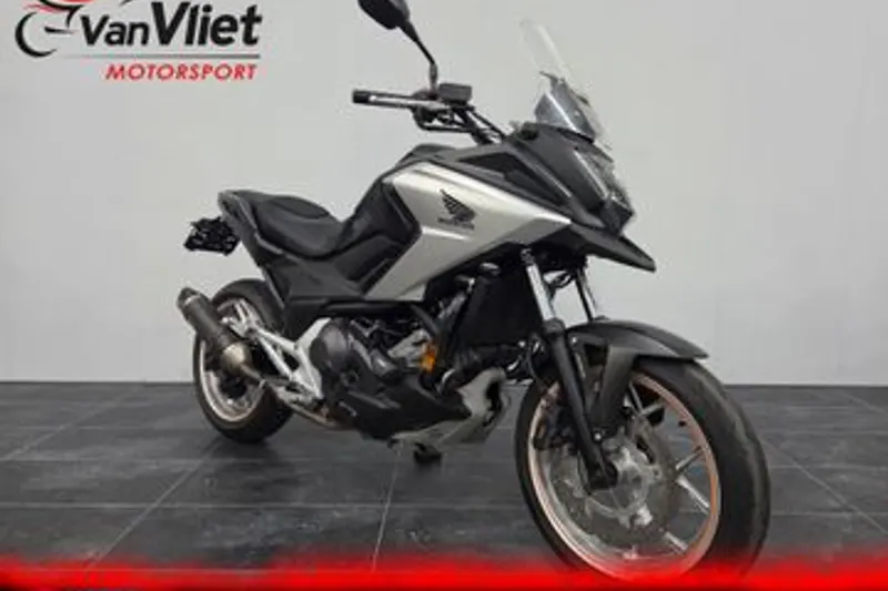 Honda NC750X (2018)