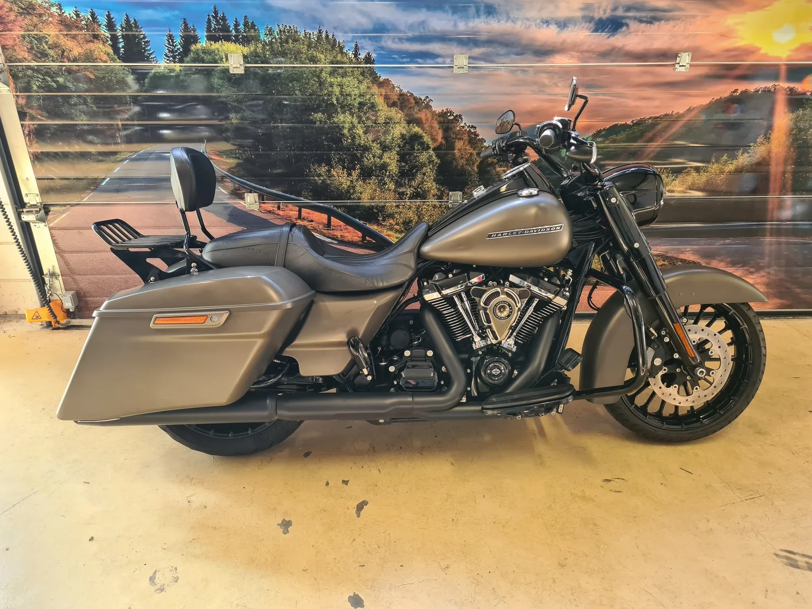 Harley-Davidson Road King Special (2019) — foto 1