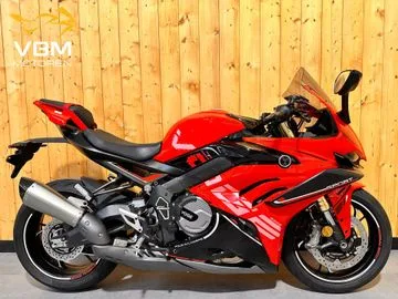 Voge RR 660 S (2026) — foto 1