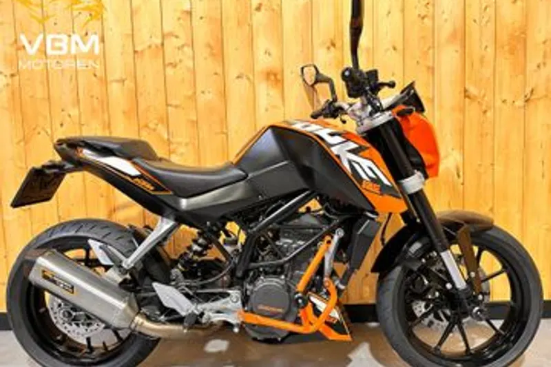 KTM 125 Duke (2014)