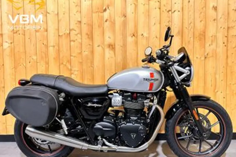 Triumph Street Twin (2016)