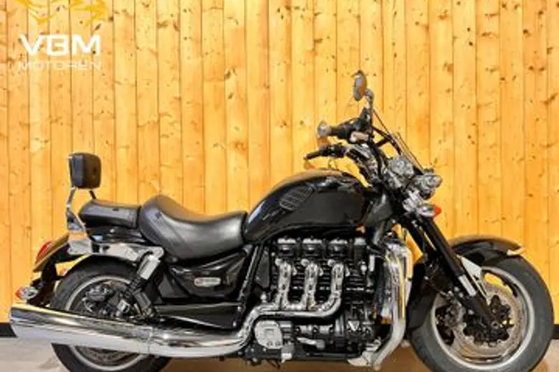 Triumph Rocket III ROADSTER (2012)
