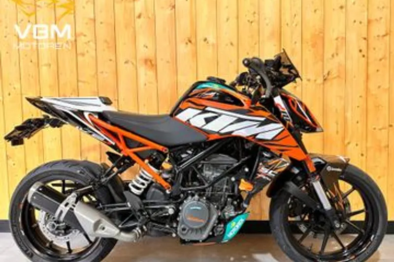 KTM 125 Duke (2020)