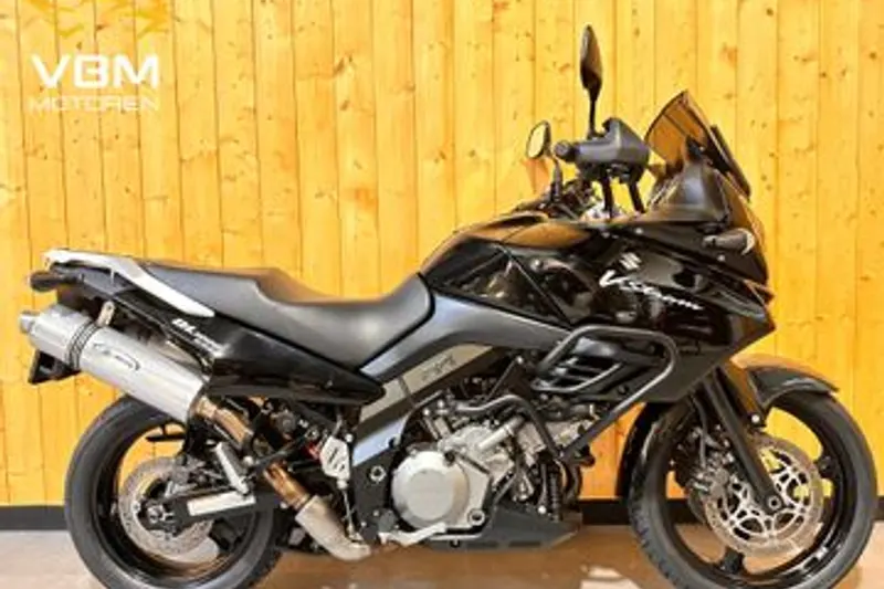 Suzuki V-Strom (2005)