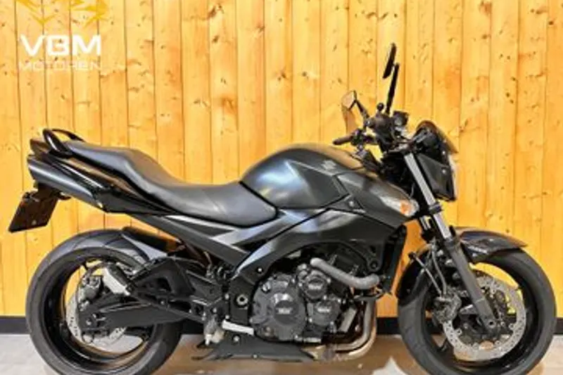 Suzuki GSR600 (2009)
