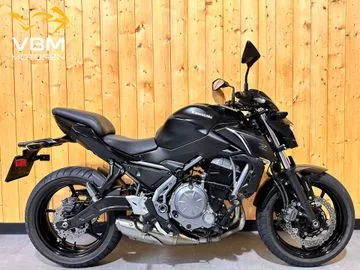 Kawasaki Z650 (2017) — foto 1