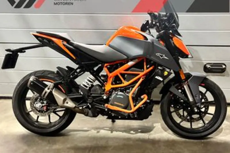 KTM 390 Duke (2024)