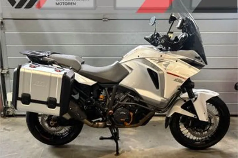 KTM 1290 Super Adventure (2015)