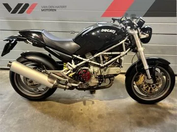 Ducati M 900 I.e. Dark (2002) — foto 1