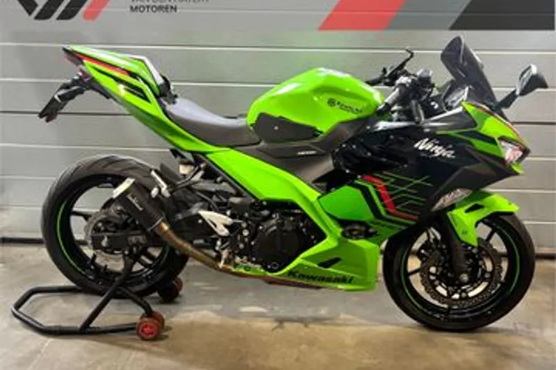 Kawasaki Ninja 400 (2024)