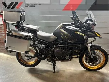 QJ Motor SRT 900 SX (2025) — foto 1