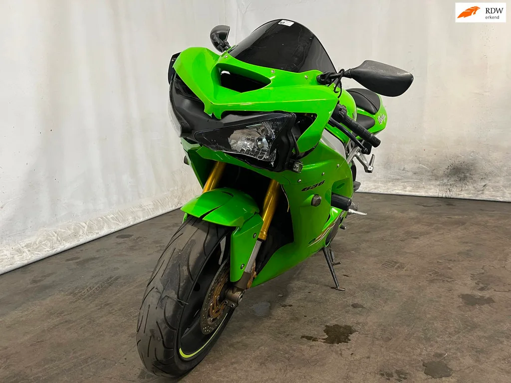 Kawasaki Sport Ninja ZX-6R (2003) — foto 1