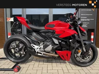 Ducati Streetfighter V2 (2022) — foto 1
