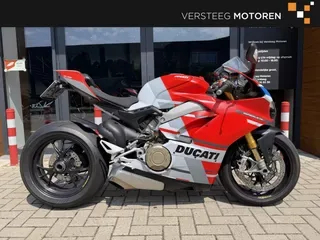 Ducati Panigale V4S (2019) — foto 1