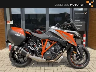 KTM 1290 Super Duke GT (2016) — foto 1