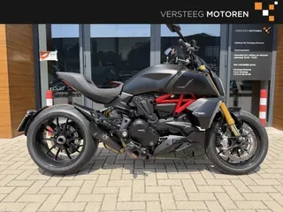 Ducati Diavel 1260 S (2020) — foto 1