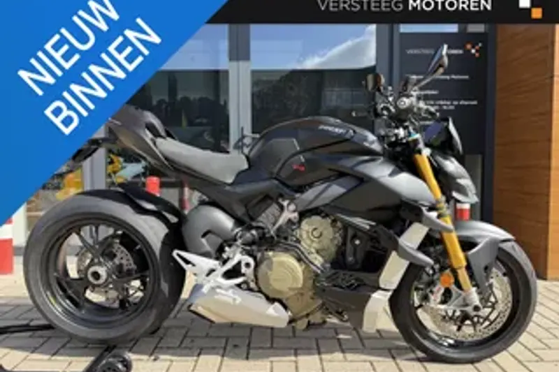 Ducati Streetfighter V4S (2021)