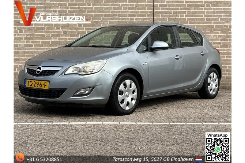Opel Astra (2010)