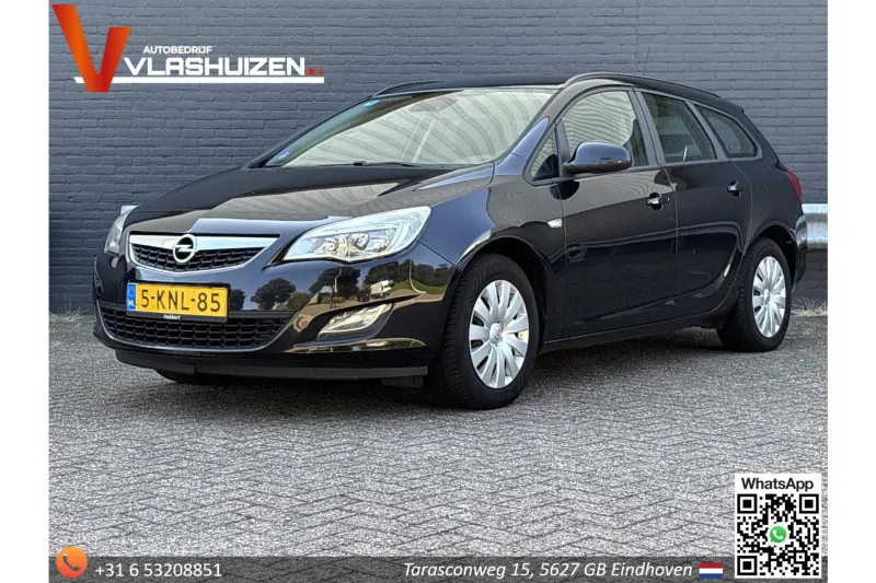 Opel Astra (2011)