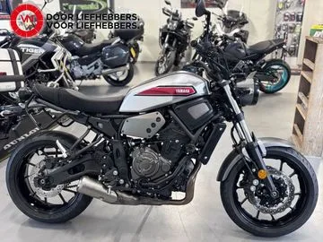 Yamaha XSR700 (2019) — foto 1