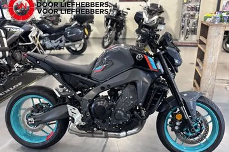Yamaha MT-09 (2023)