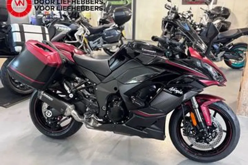 Kawasaki Ninja 1000SX (2023)