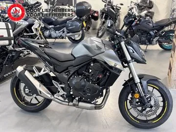Honda CB 750 Hornet (2024) — foto 1