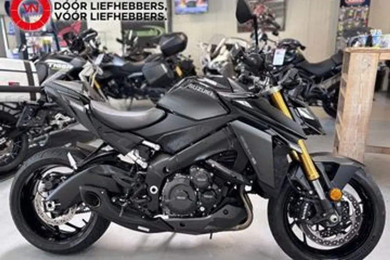 Suzuki GSX-S1000 (2022)