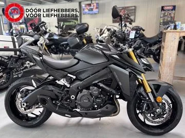 Suzuki GSX-S1000 (2022) — foto 1