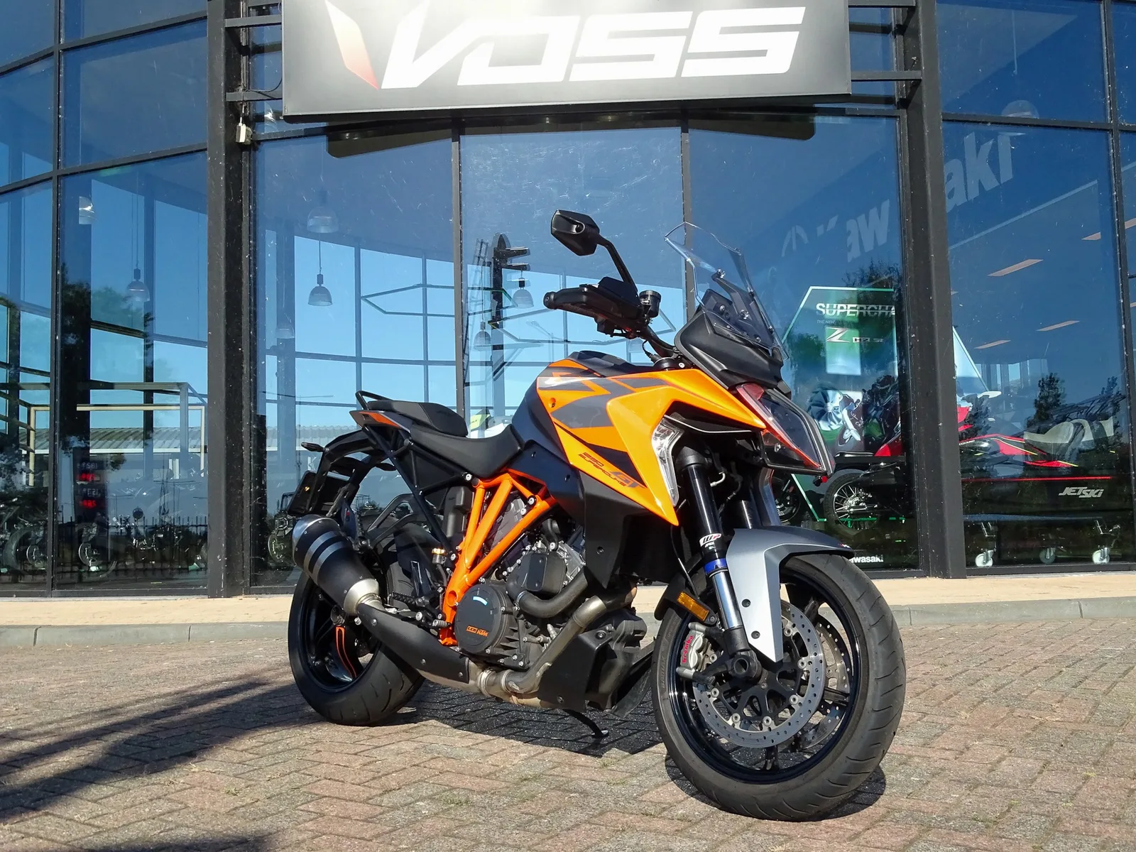 KTM 1290 Super Duke GT (2022) — foto 1