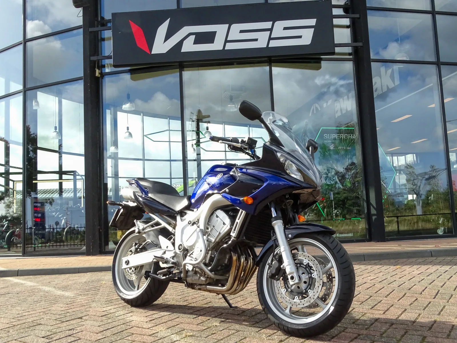 Yamaha FZ 6S Fazer (2004) — foto 1