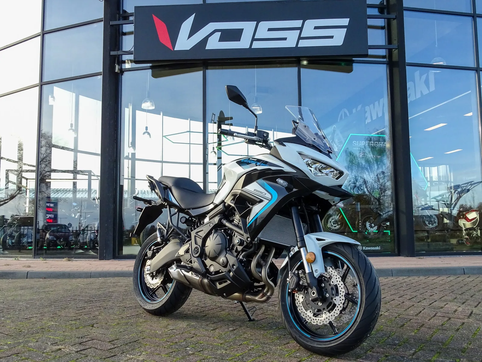 Kawasaki Versys 650 (2025) — foto 1