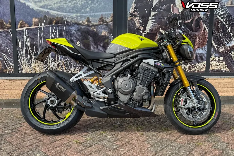 Triumph SPEED TRIPLE 1200 RX (2025)
