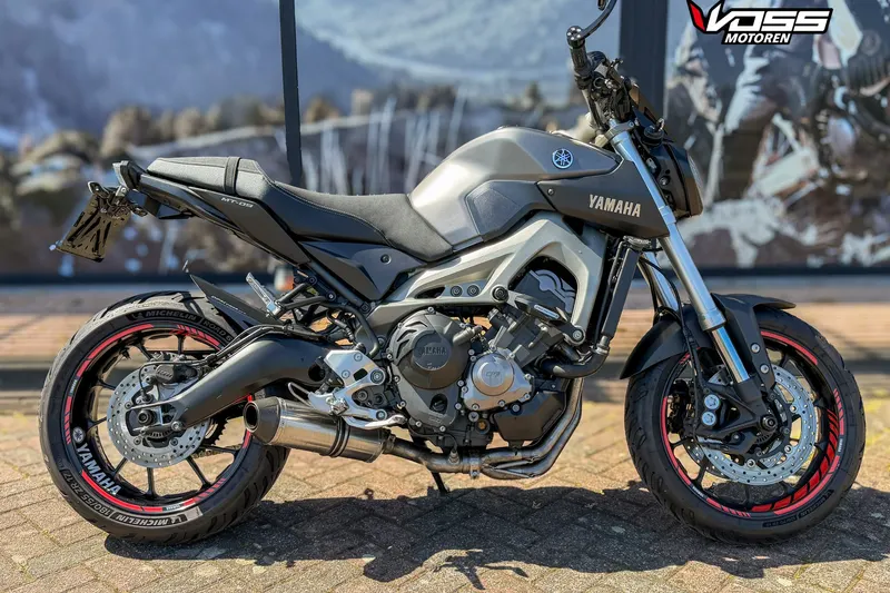 Yamaha MT-09 (2014)