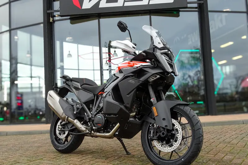 KTM 1390 Super Adventure S EVO (2026)