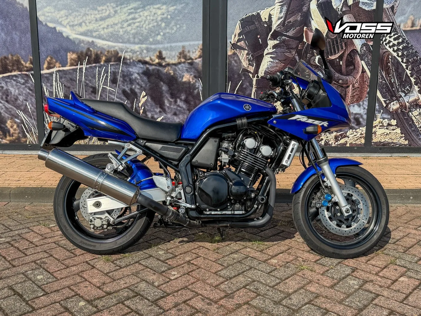 Yamaha FZS600 (2003) — foto 1