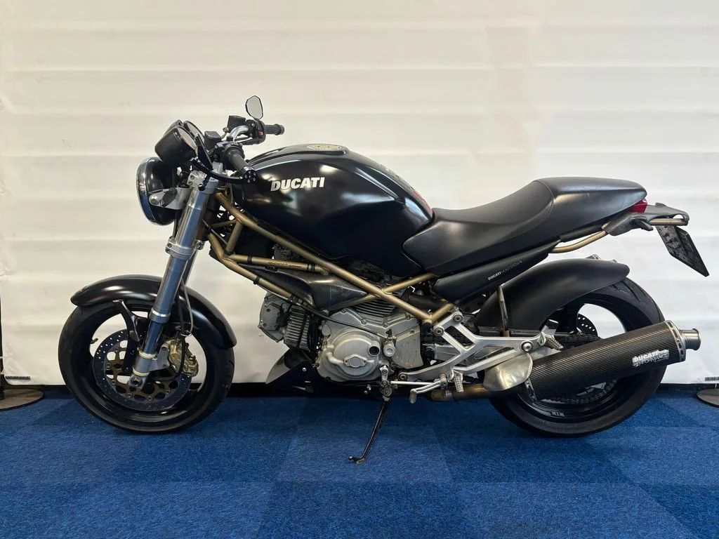 Ducati M 600 (2001) — foto 1