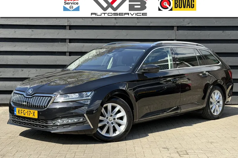 Škoda Superb (2022)