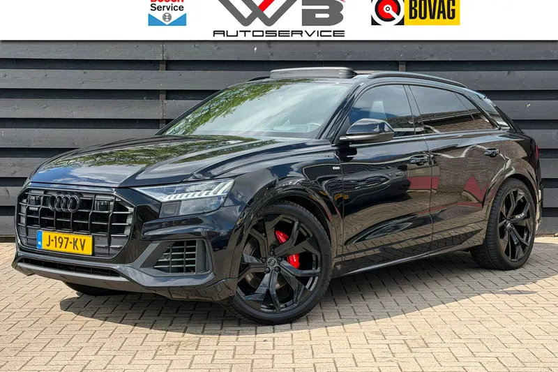 Audi Q8 (2020)