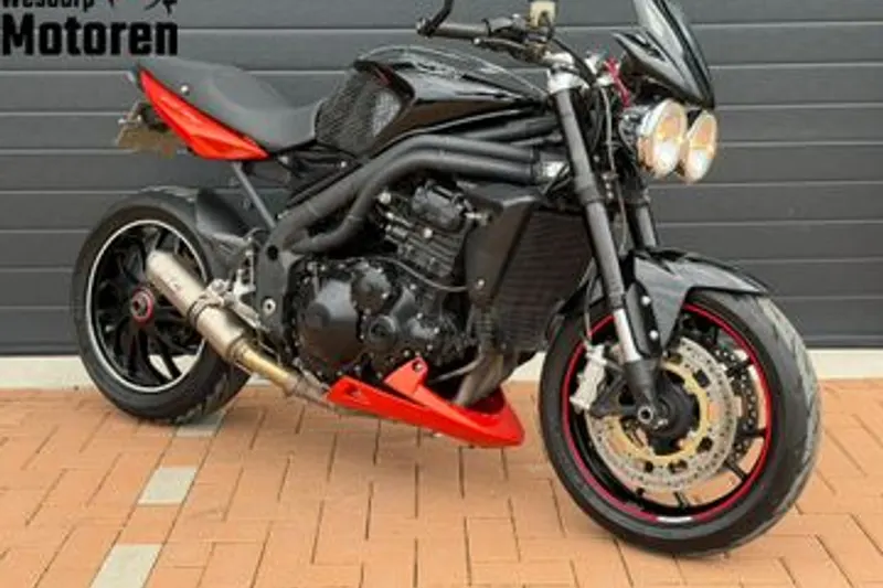 Triumph Speed Triple (2008)