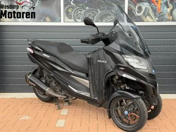 Piaggio MP3 530 HPE Advance Exlusive (2023) — foto 1