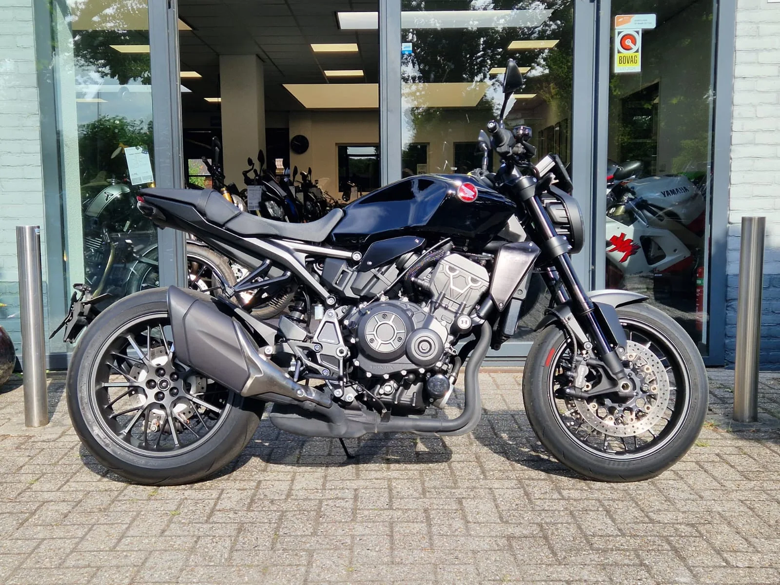 Honda CB 1000R Black Edition (2021) — foto 1