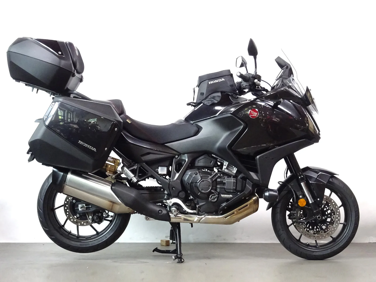 Honda NT 1100 (2023) — foto 1