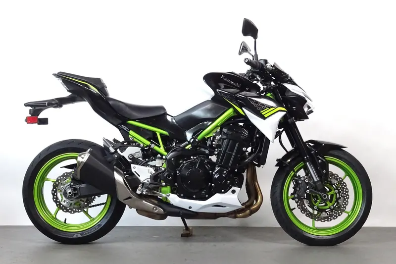 Kawasaki Z900 (2021)