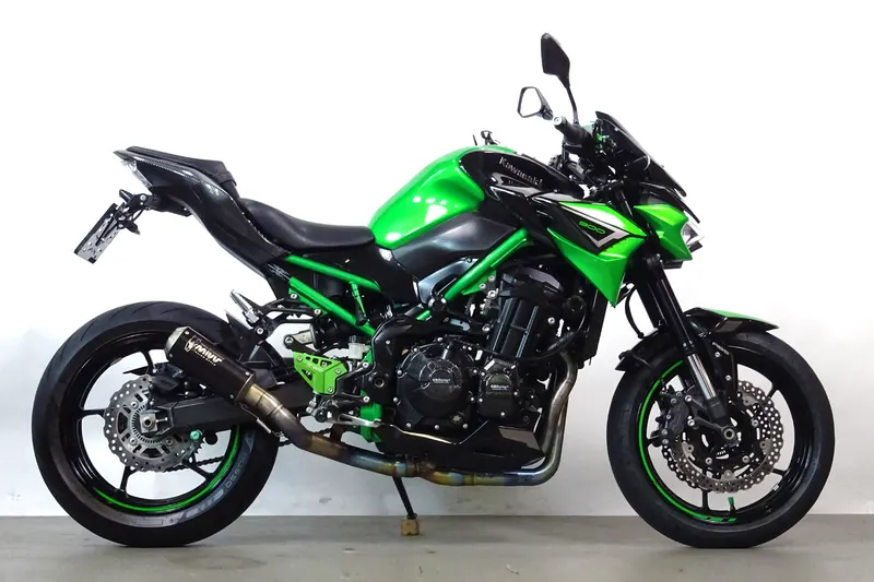 Kawasaki Z900 (2022)