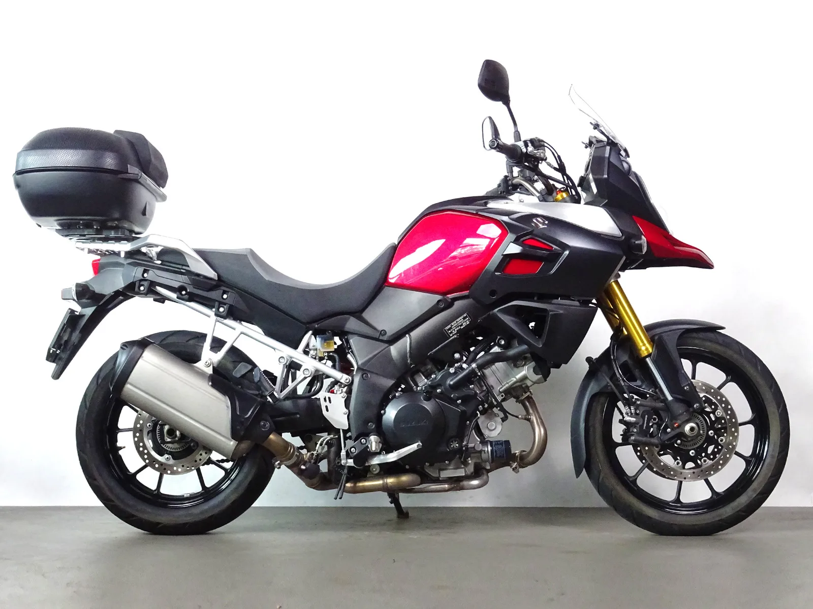 Suzuki DL 1000 V-Strom (2014) — foto 1