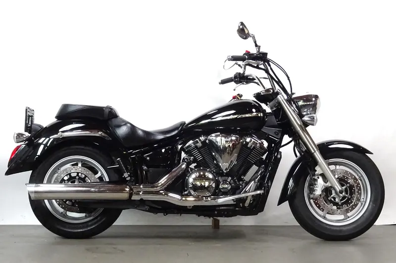 Yamaha XVS1300 Midnight Star (2015)