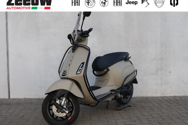 Vespa Sprint (2024)