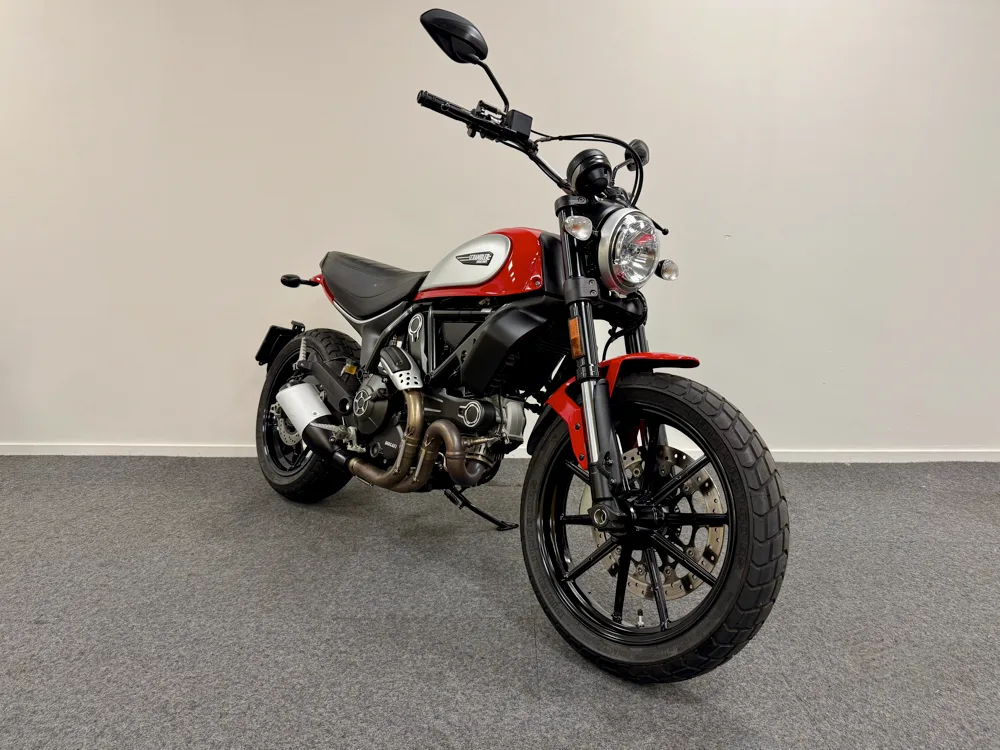 Ducati Scrambler Icon (2017) — foto 1